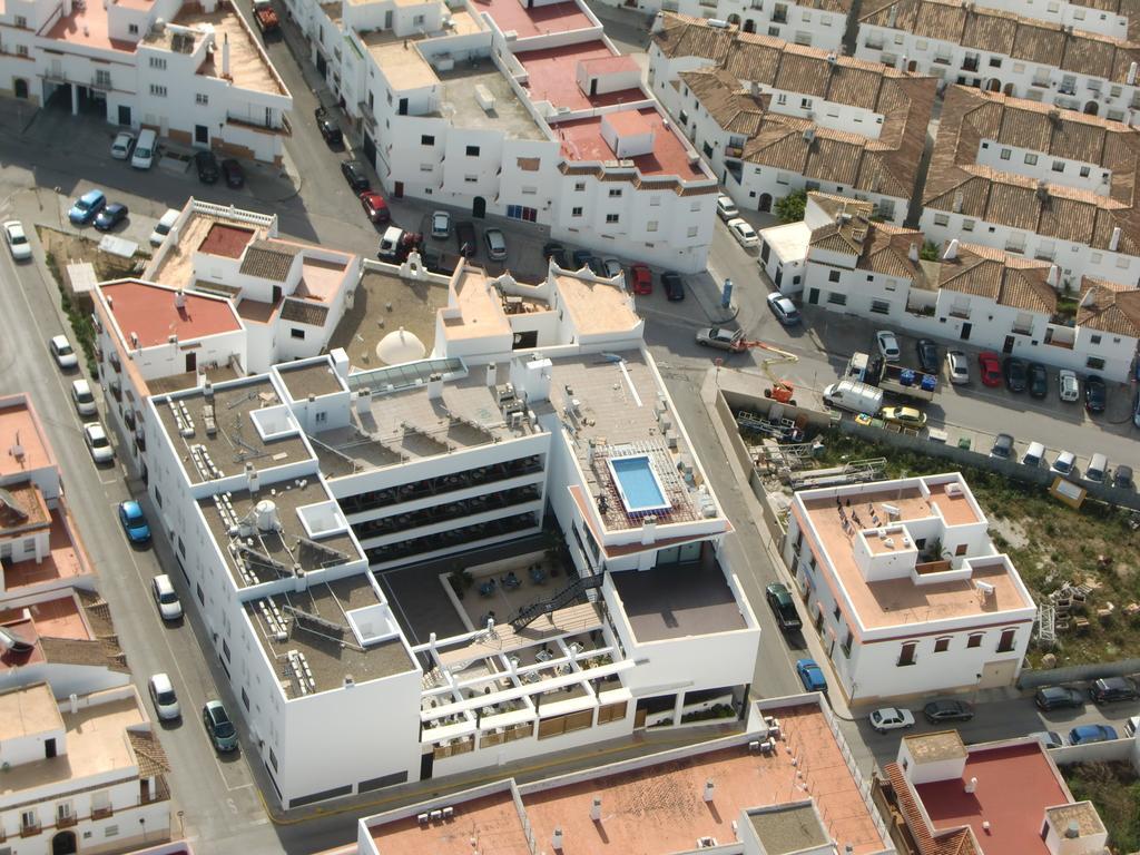 Hotel Y Apartamentos Conilsol Conil De La Frontera Exterior photo
